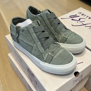 Blowfish Malibu Women's Mamba Canvas Sneaker BRAND NEW IN BOX! MANY IN STOCK